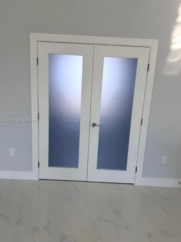 an empty room with closet