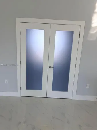 an empty room with closet