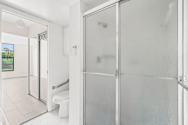 $3,300 | 17 Royal Palm Way, Unit 103, Boca Raton, FL 33432