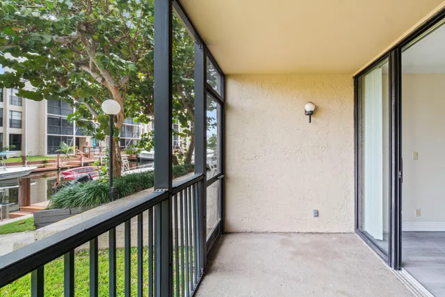 $3,300 | 17 Royal Palm Way, Unit 103, Boca Raton, FL 33432