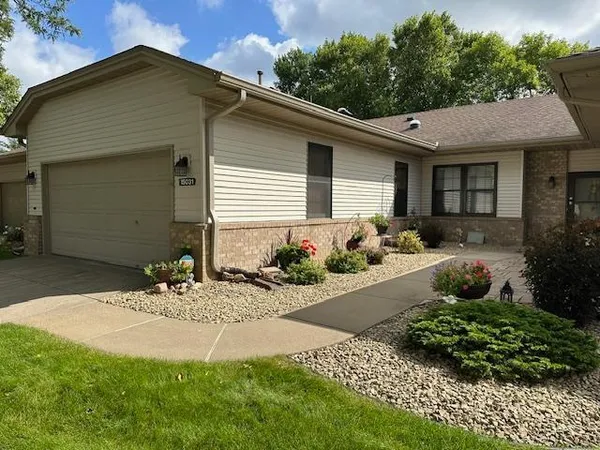 $355,000 | 15031 Derby Circle, Rosemount, MN 55068