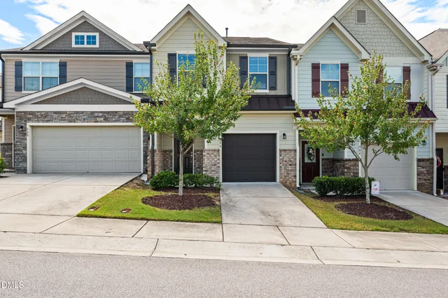 $330,000 | 506 Oak Forest View Lane, Wake Forest, NC 27587
