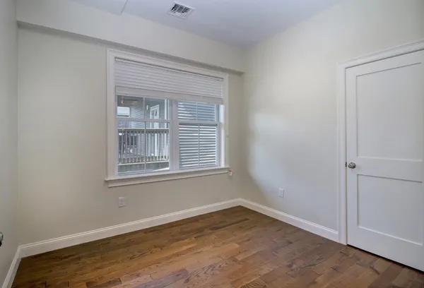 $5,700 | 4 Kemp Street, Unit 3, Boston, MA 02127