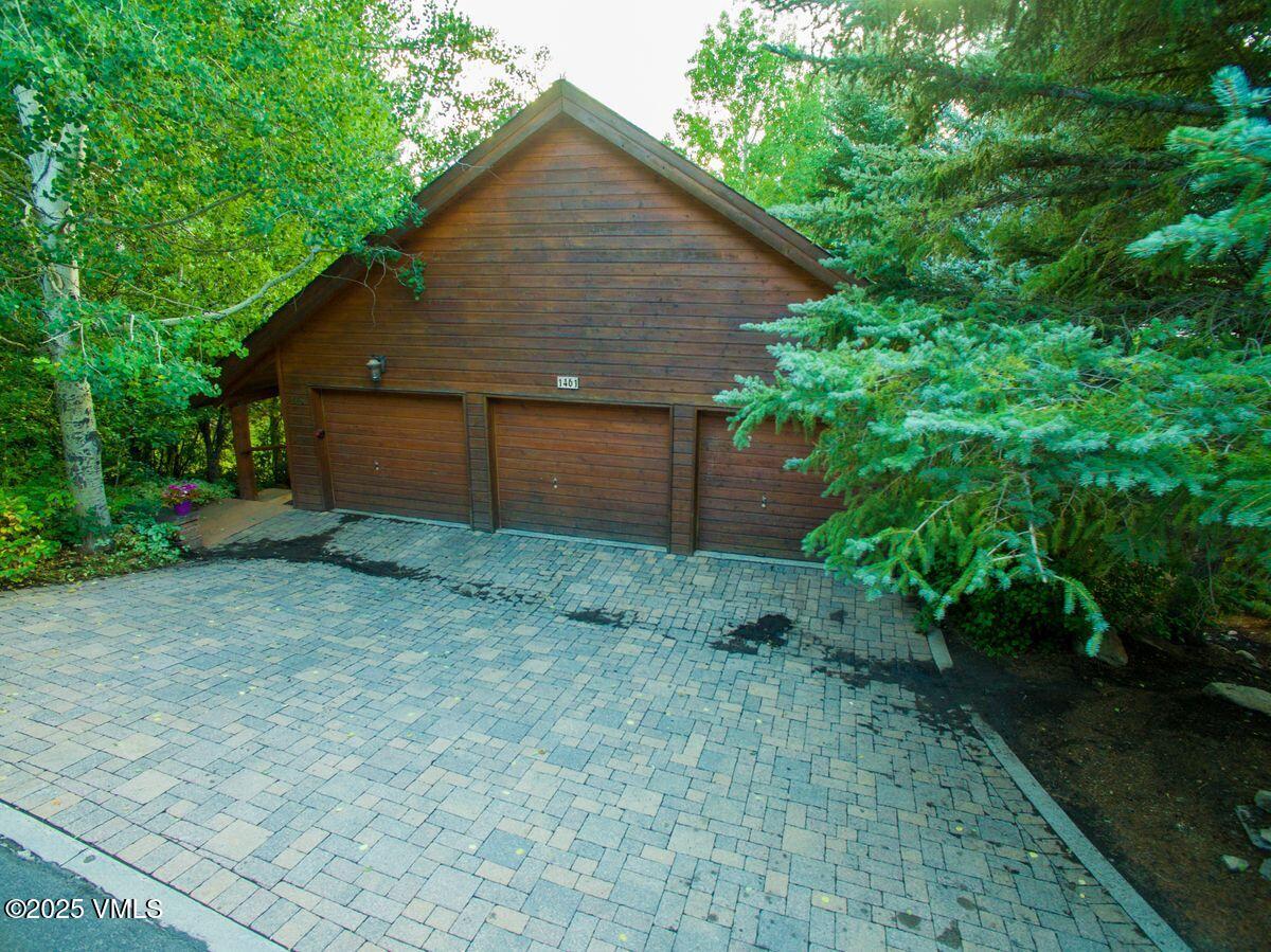 1461 Greenhill Court, Unit A AND B Vail, CO 81657 - Photo 28 of 44