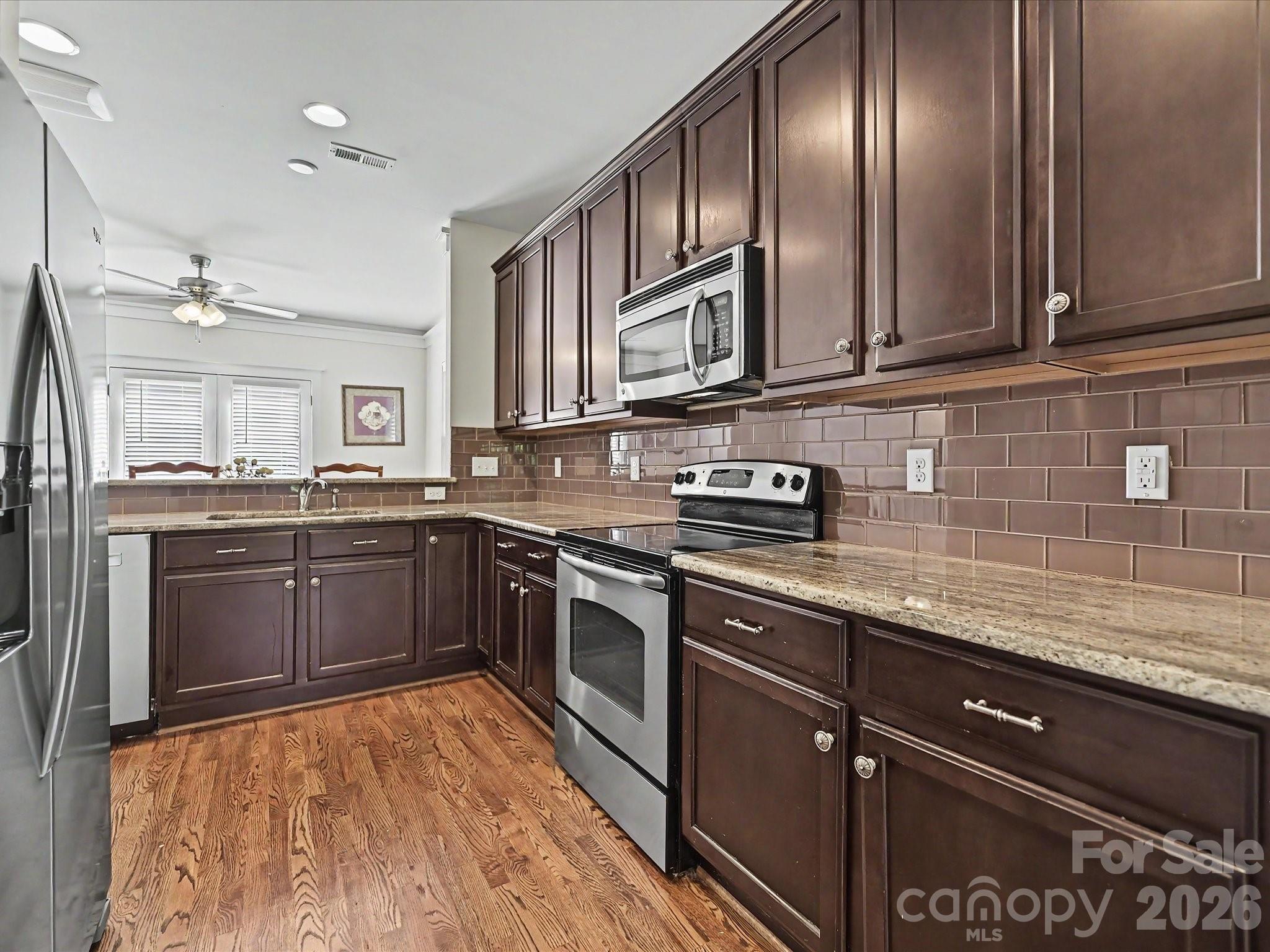 347 Spring Street Davidson, NC 28036 - Photo 8 of 19