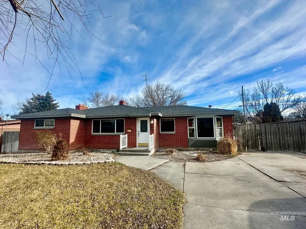 $334,000 | 628 Alturas Drive North, Twin Falls, ID 83301