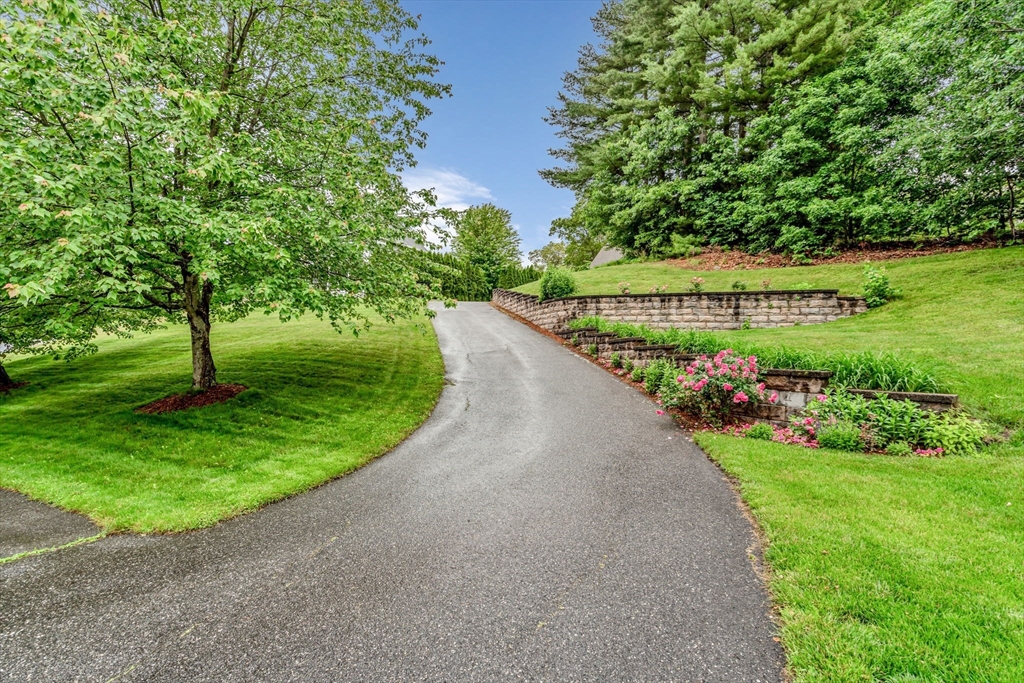 4 Kattail Road Hudson, MA 01749 - Photo 3 of 40 Gallery Image 3