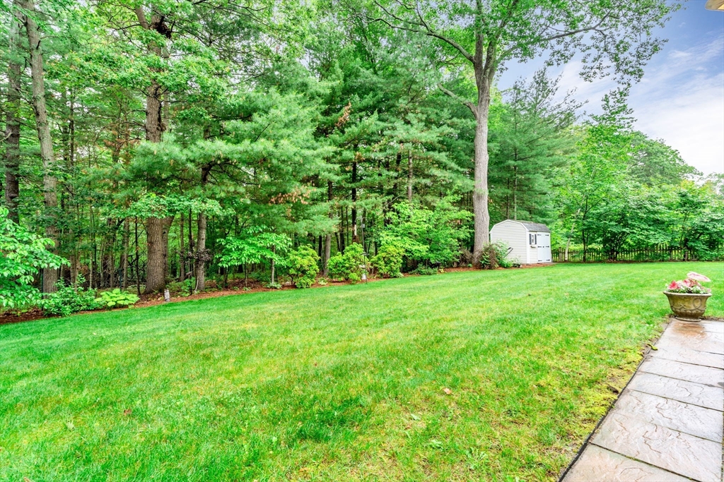 4 Kattail Road Hudson, MA 01749 - Photo 7 of 40 Gallery Image 7