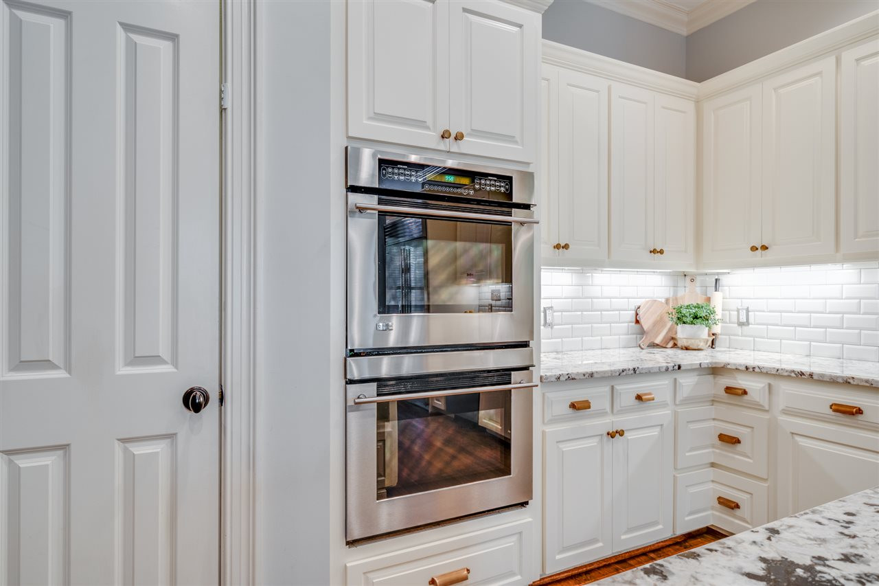3215 Sussex Road Raleigh, NC 27607 - Photo 9 of 30 Photo 9