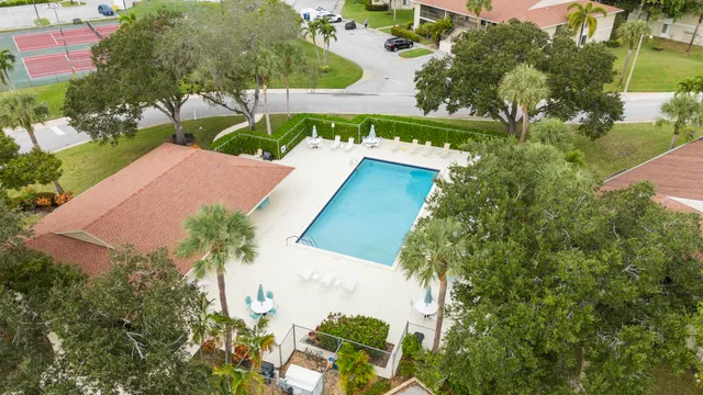 $270,000 | 6271 Chasewood Drive, Unit G, Jupiter, FL 33458