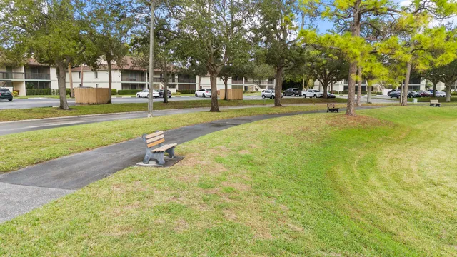 $270,000 | 6271 Chasewood Drive, Unit G, Jupiter, FL 33458