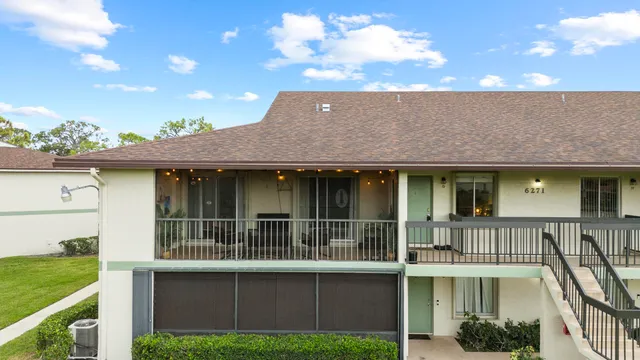 $270,000 | 6271 Chasewood Drive, Unit G, Jupiter, FL 33458