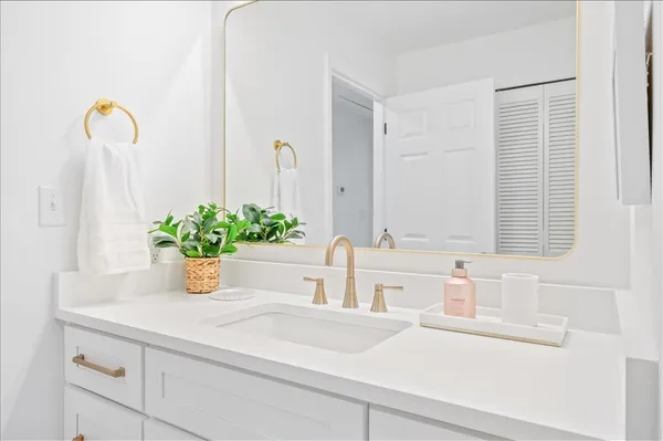 $659,000 | 512 Harbour Oaks Drive, St. Simons Island, GA 31522