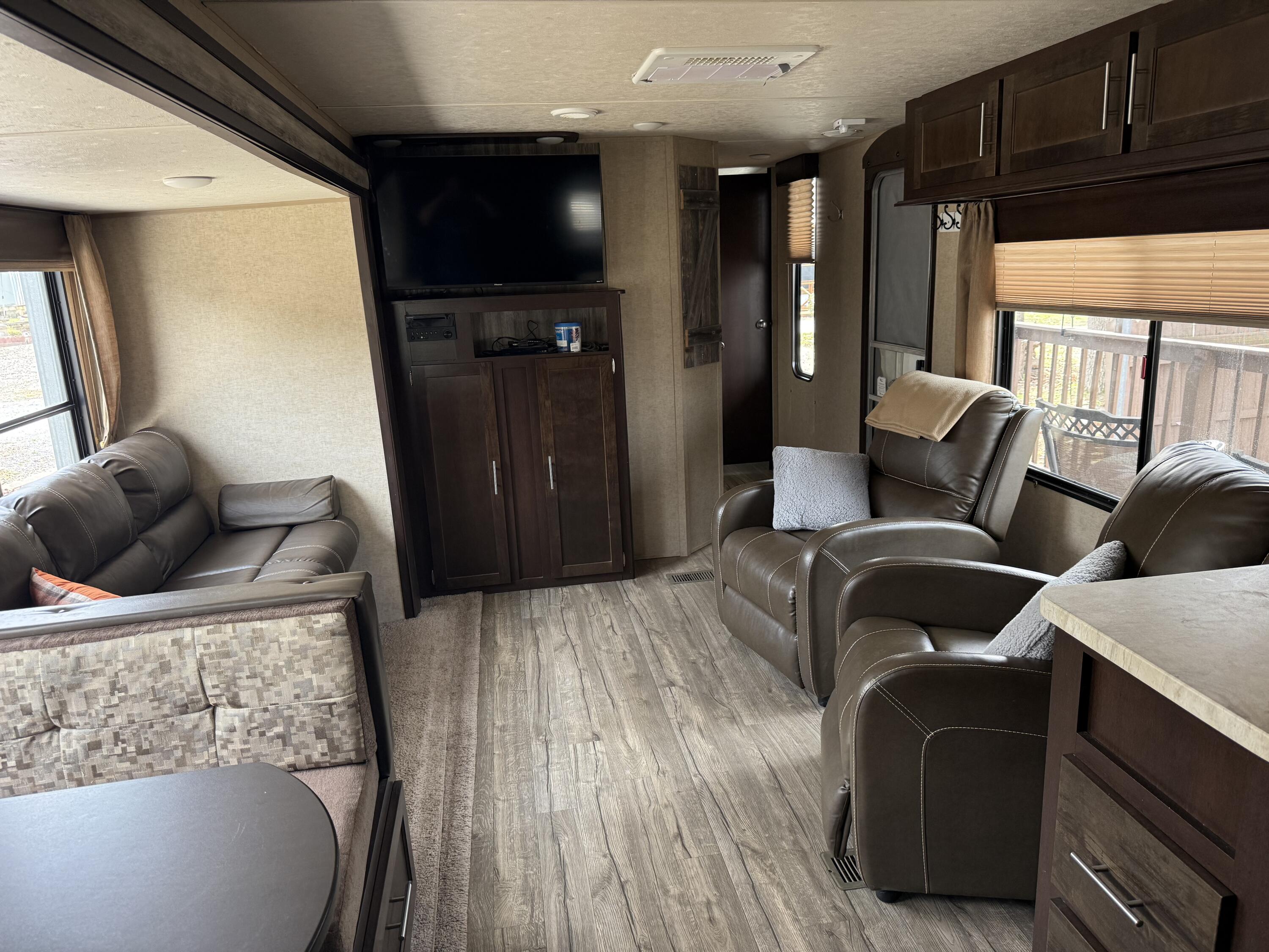 53 Sassasfras Road Crossville, TN 38571 - Photo 9 of 20 IMG_1678