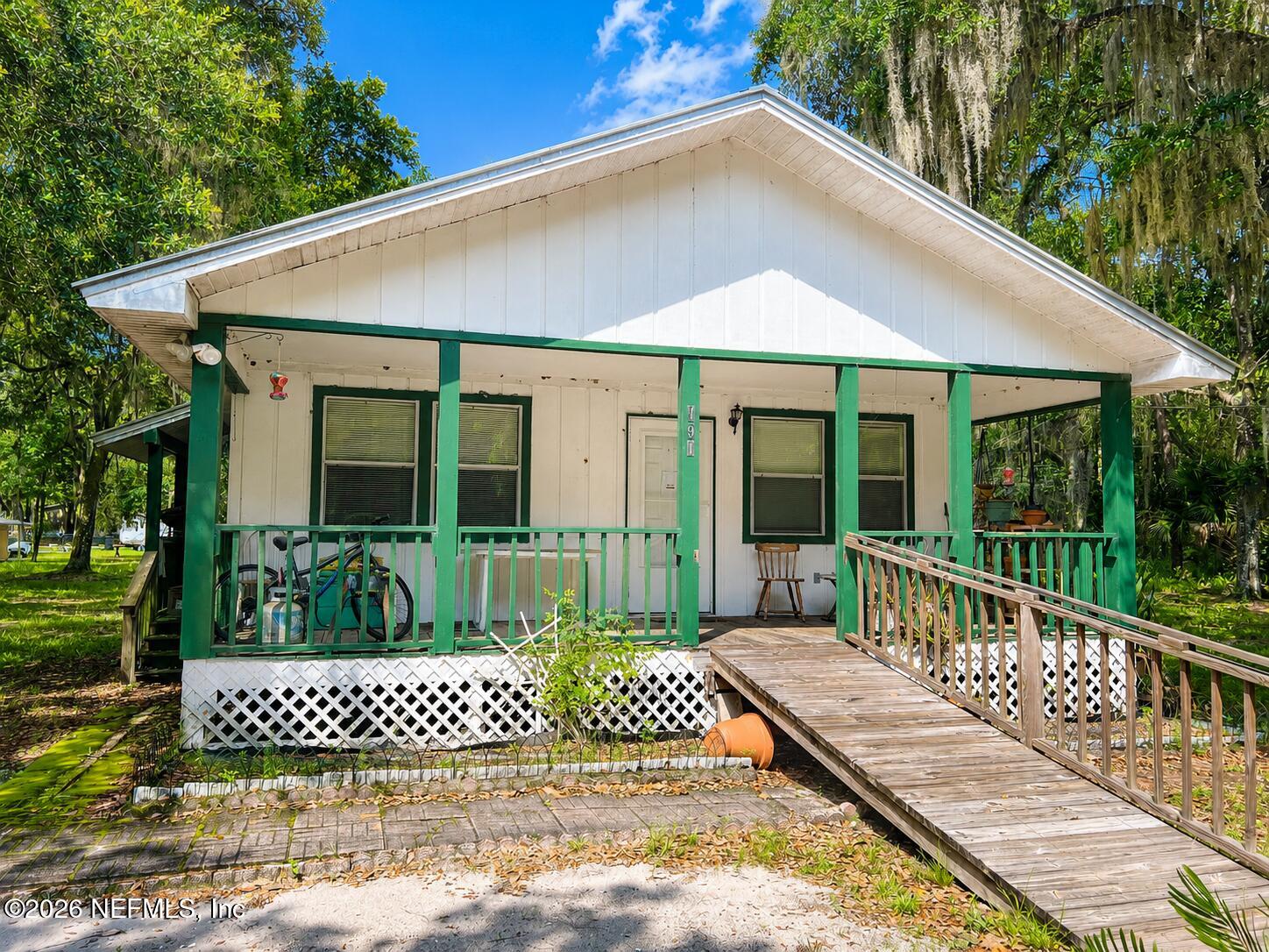 191 Jim Bryant Road East Palatka, FL 32131 - Photo 6 of 39 ChatGPT Image Jun 1, 2026, 01_01_57 PM