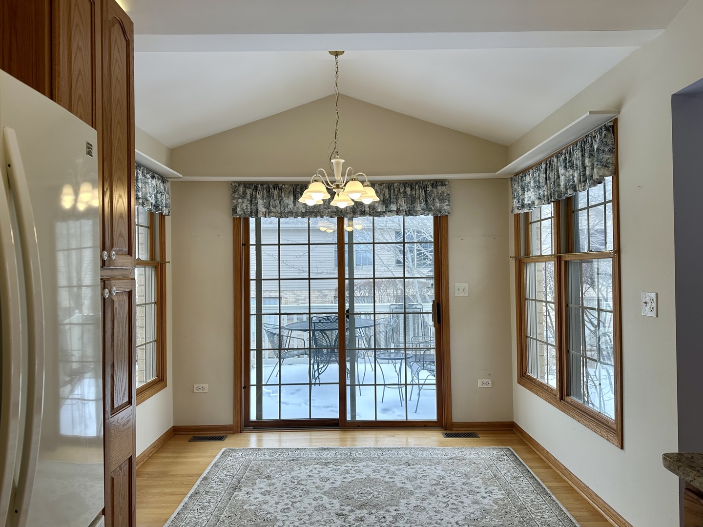 11904 Somerset Road Orland Park, IL 60467 - Photo 15 of 38 a view of livingroom with stairs