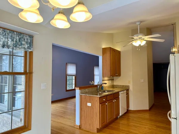 $369,900 | 11904 Somerset Road, Orland Park, IL 60467