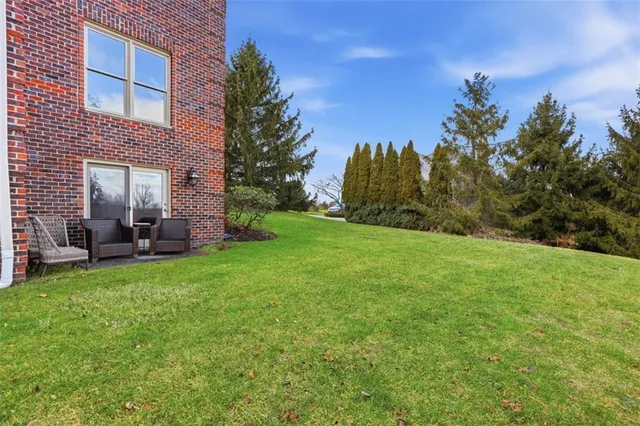 $1,049,000 | 1070 St Mellion Drive, Presto, PA 15142