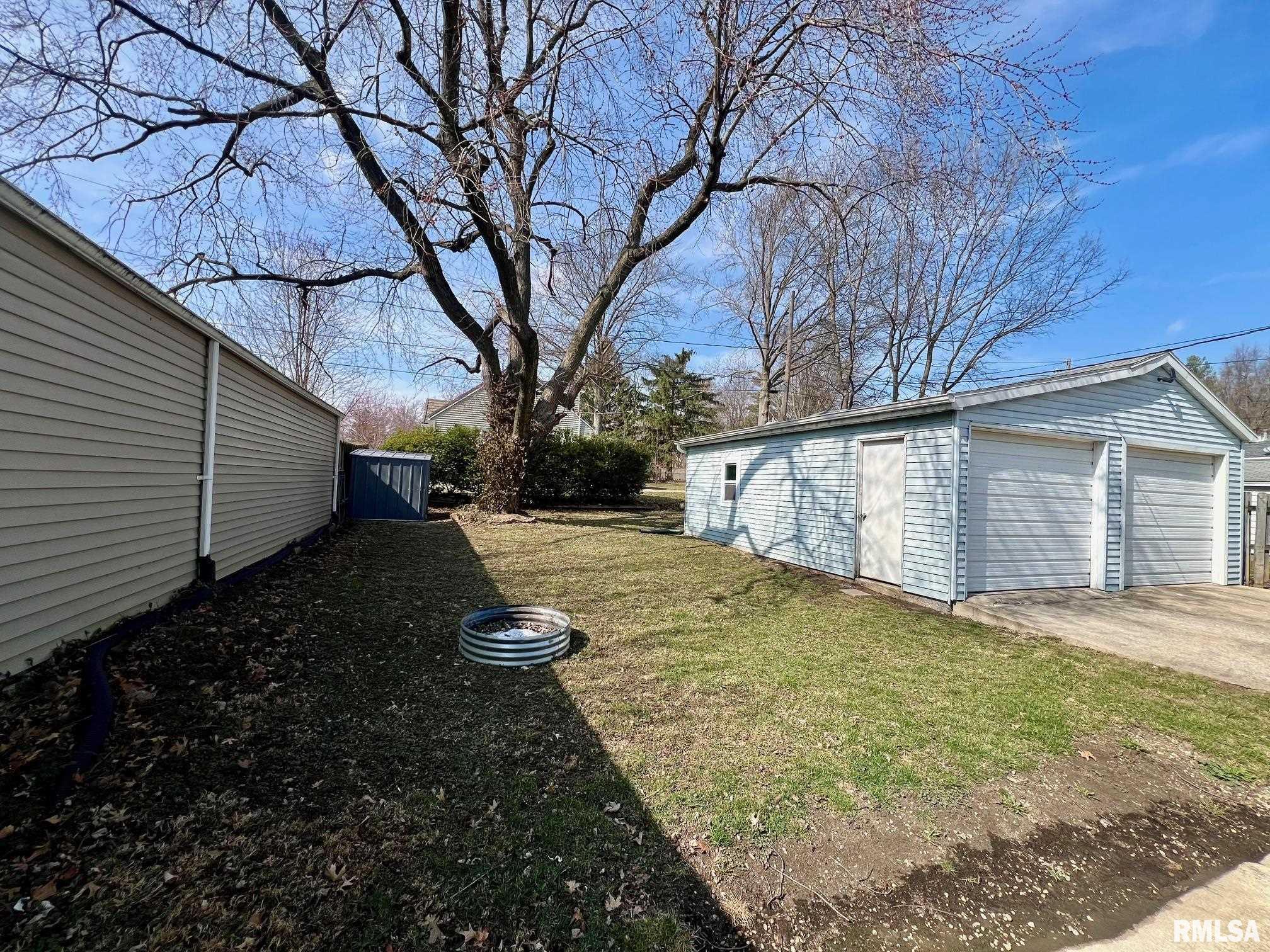 7 Turner Road Jacksonville, IL 62650 - Photo 21 of 26 Gallery Image 21