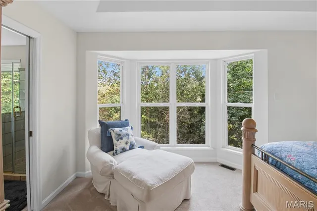 $409,900 | 709 Heatherstone Drive, High Ridge, MO 63049