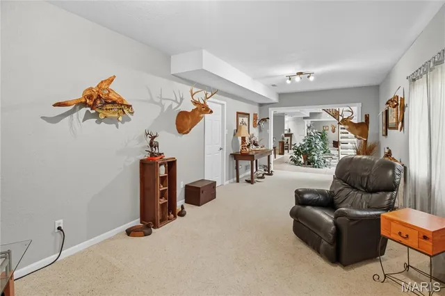 $409,900 | 709 Heatherstone Drive, High Ridge, MO 63049