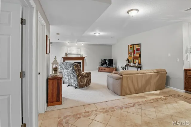 $409,900 | 709 Heatherstone Drive, High Ridge, MO 63049