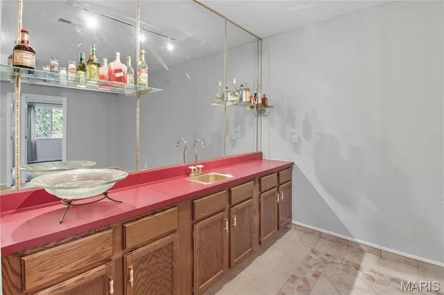 $409,900 | 709 Heatherstone Drive, High Ridge, MO 63049