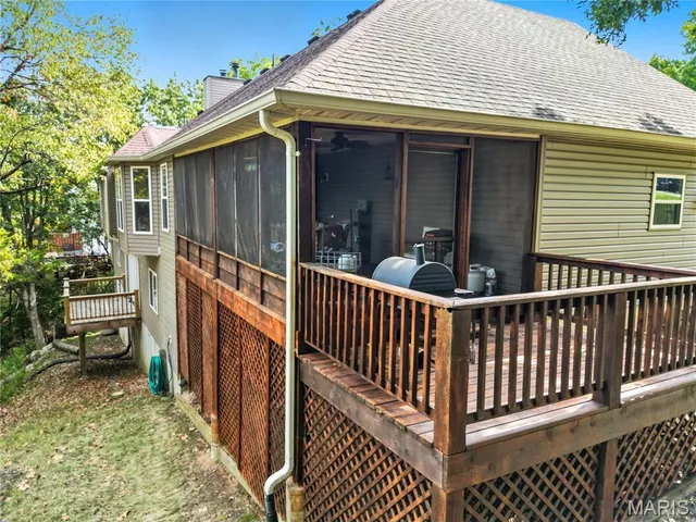 $409,900 | 709 Heatherstone Drive, High Ridge, MO 63049