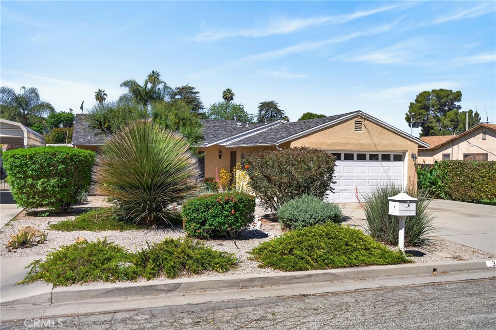 3560 McKinley Street Riverside, CA 92506 - Photo 1 of 45 front view of a house with a yard