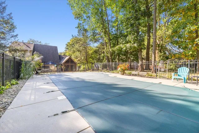 $490,000 | 7691 Prairie Court, Brighton, MI 48116