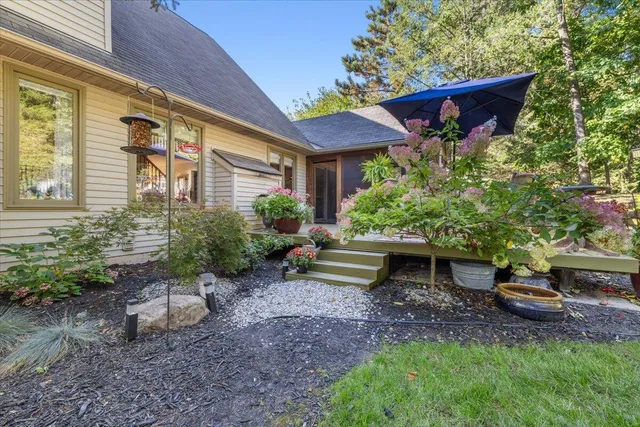 $490,000 | 7691 Prairie Court, Brighton, MI 48116