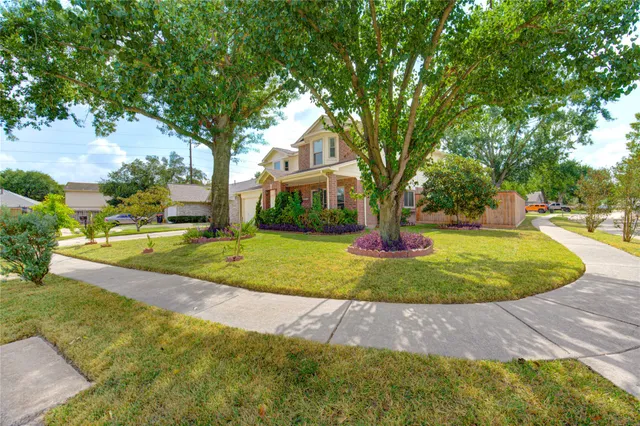 $299,900 | 19507 Flintside Drive, Katy, TX 77449
