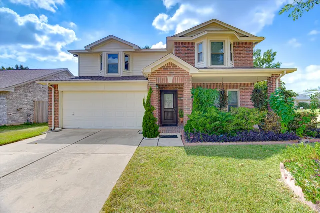 $299,900 | 19507 Flintside Drive, Katy, TX 77449