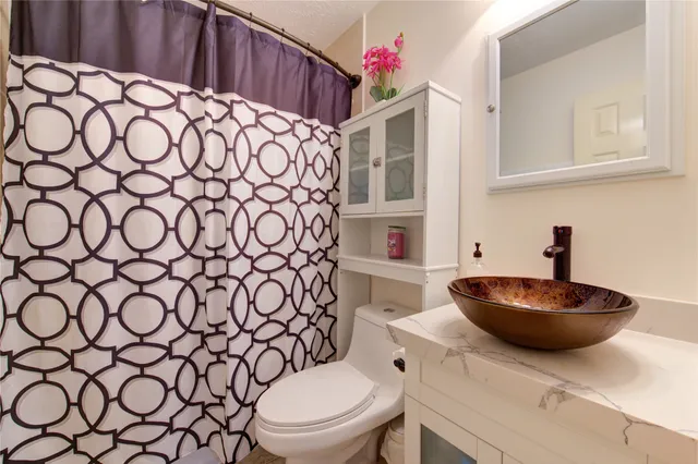 $299,900 | 19507 Flintside Drive, Katy, TX 77449