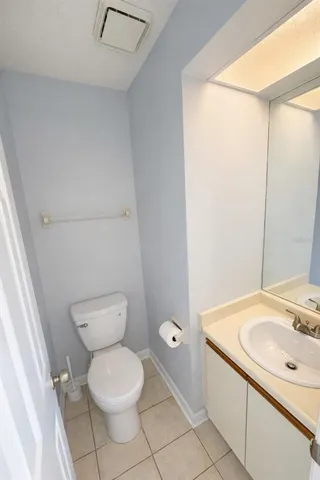 $1,700 | 3266 Oak Lake Place, Unit 140, Winter Park, FL 32792