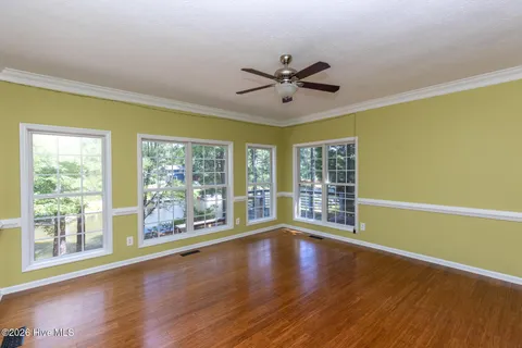 $520,000 | 142 Overlook Drive, West End, NC 27376