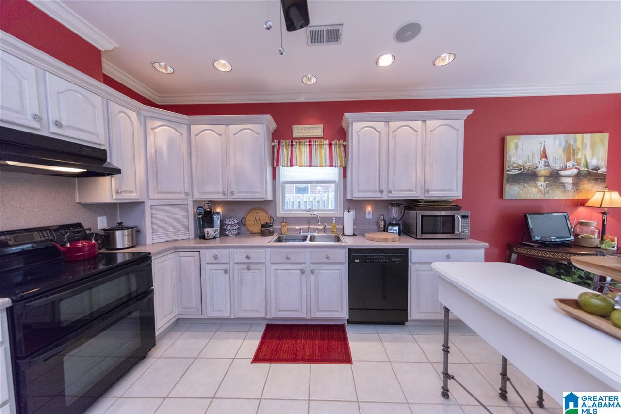176 Paradise Lake Road Birmingham, AL 35244 - Photo 16 of 50