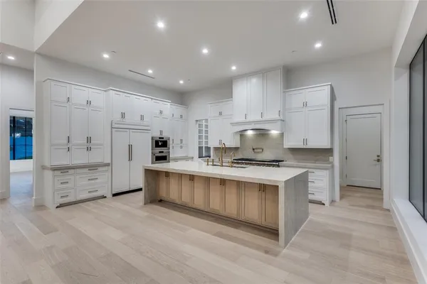 $3,700,000 | 4636 Lake Breeze Drive, McKinney, TX 75071