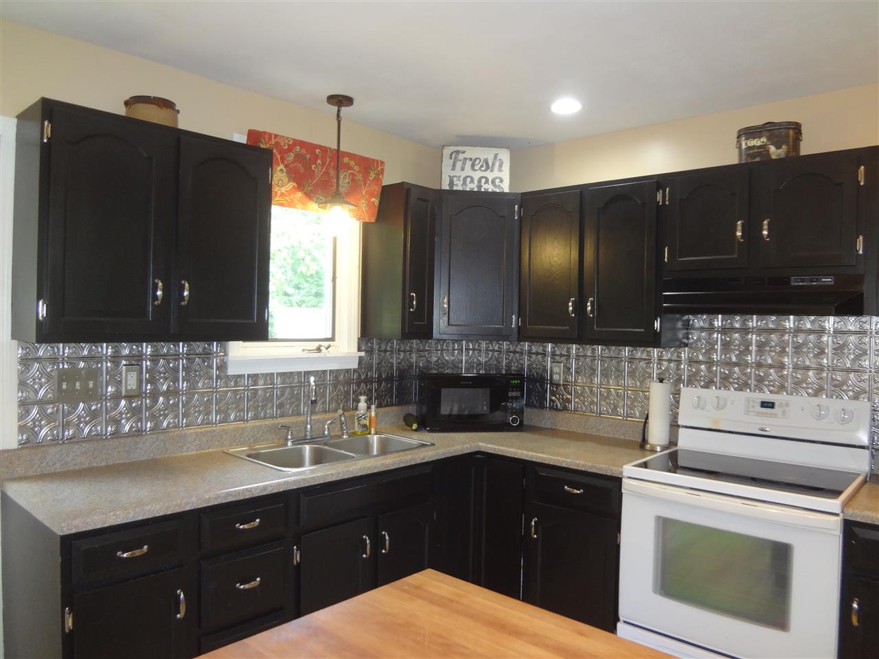 86 Woodman Road Sanbornton, NH 03269 - Photo 13 of 34