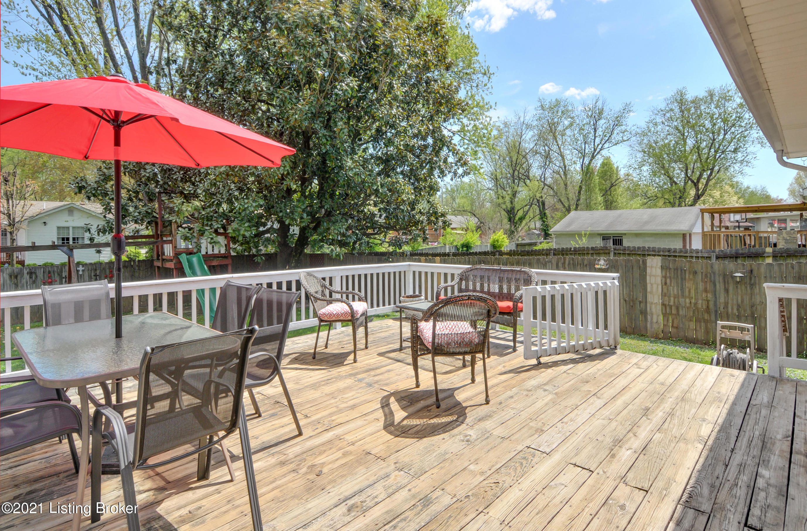 6309 Hunters Grove Road Louisville, KY 40216 - Photo 31 of 36 6309HuntersGroveRd-31