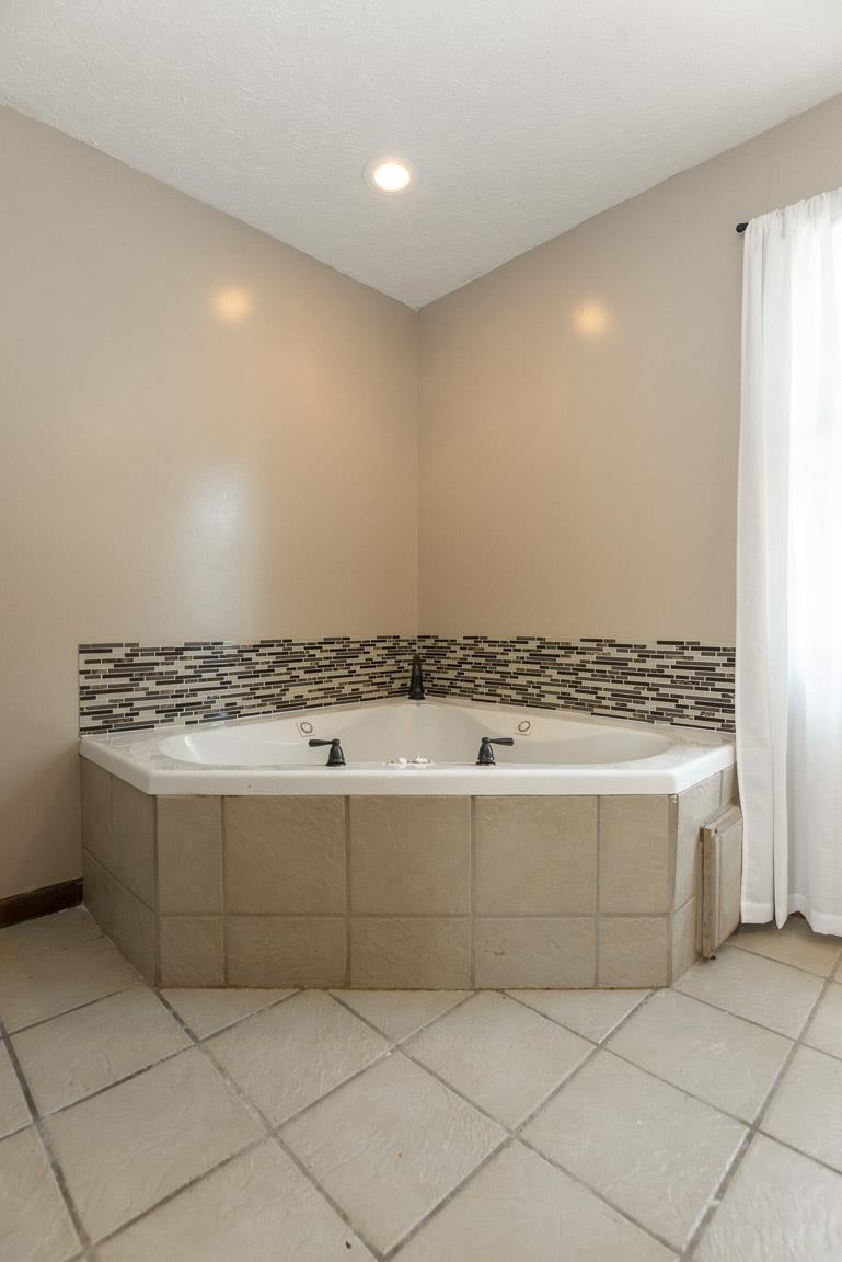 101 Spring Creek Road Waverly, TN 37185 - Photo 19 of 30 Either Use the Whirlpool Tub or the Shower