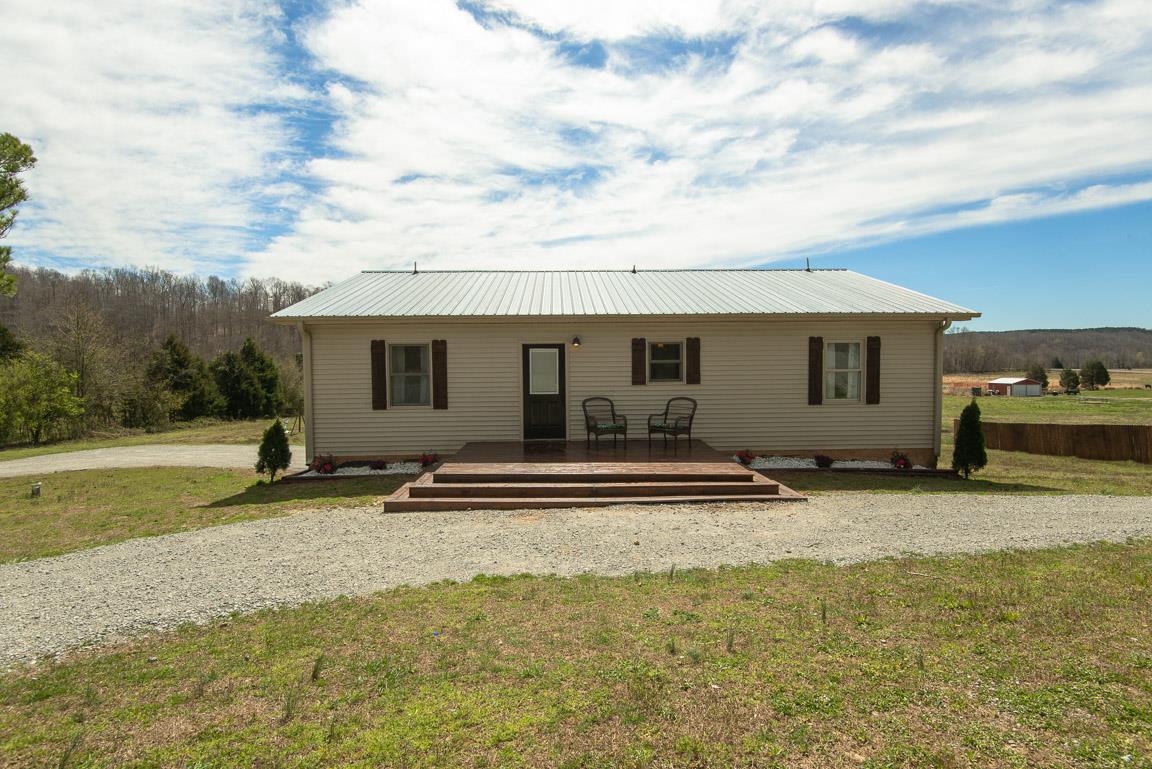 101 Spring Creek Road Waverly, TN 37185 - Photo 6 of 30 Welcome Home!