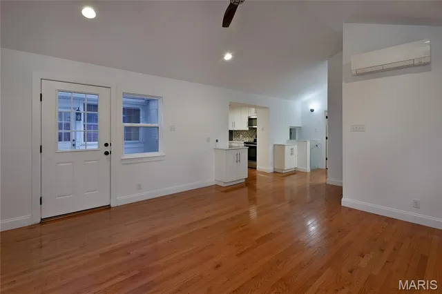 $525,000 | 8724 Bridgeport Avenue, Brentwood, MO 63144