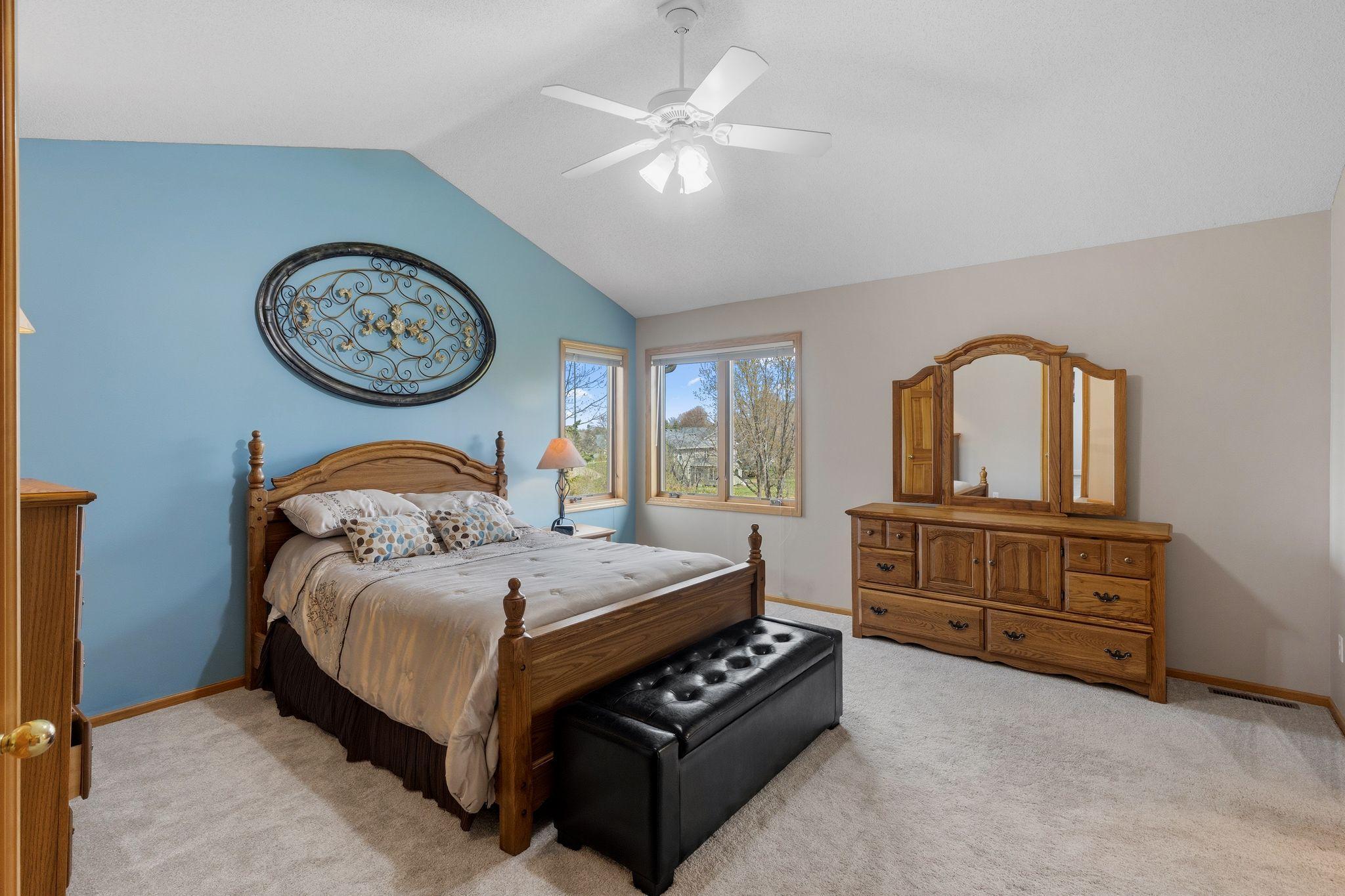10053 Raleigh Court Woodbury, MN 55129 - Photo 14 of 37