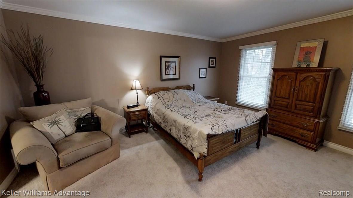 25439 Rutledge Crossing Farmington, MI 48335 - Photo 18 of 30 712LKeh9mUM - 02.03