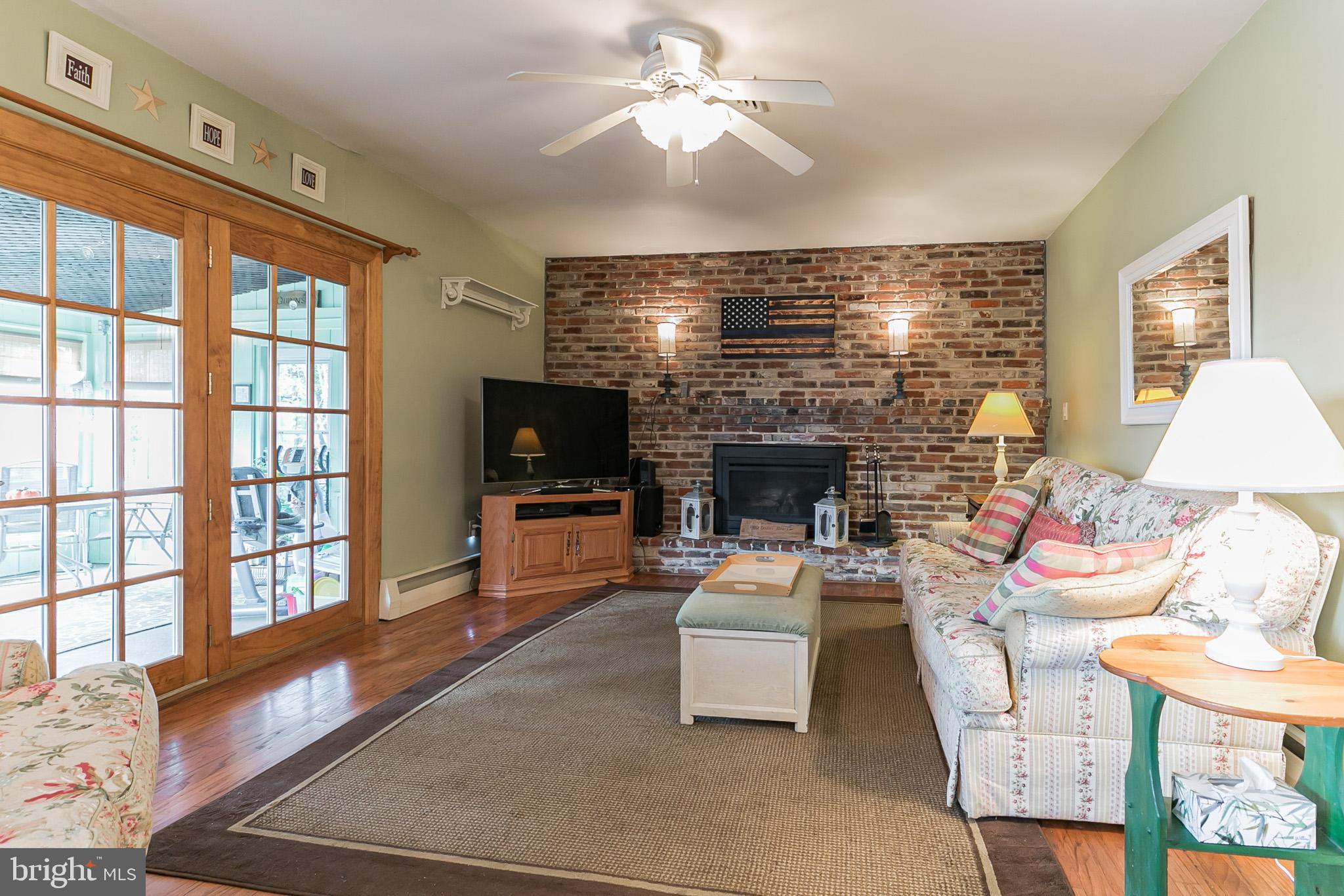919 Fillmore Road East Norriton, PA 19403 - Photo 7 of 29 Family Room