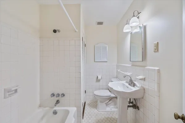 $499,900 | 5347 Denwood Avenue, Memphis, TN 38120