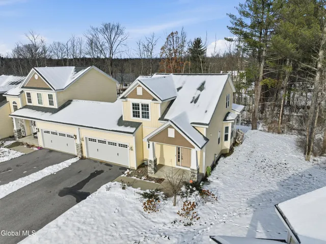 $3,100 | 88 Lancaster Court, Ballston, NY 12019