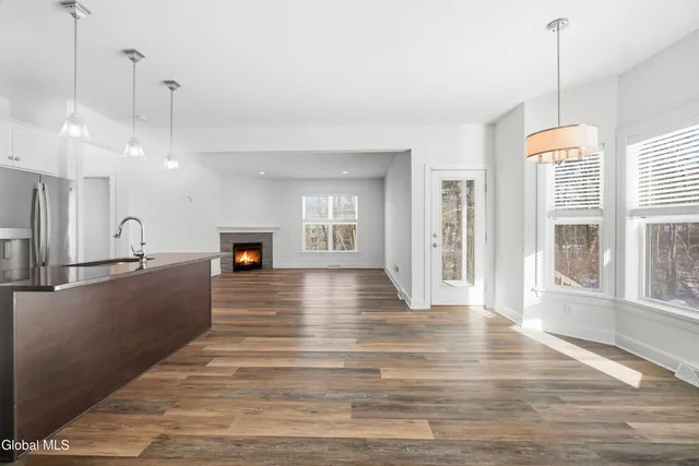$3,100 | 88 Lancaster Court, Ballston, NY 12019