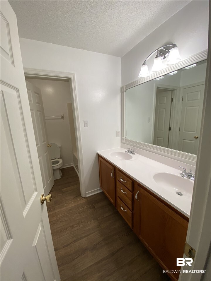 6631 Woodside Court East Theodore, AL 36582 - Photo 8 of 16